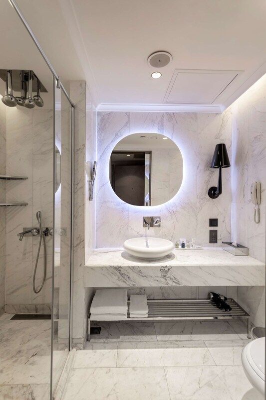 Radisson Blu Istanbul Ottomare - 49