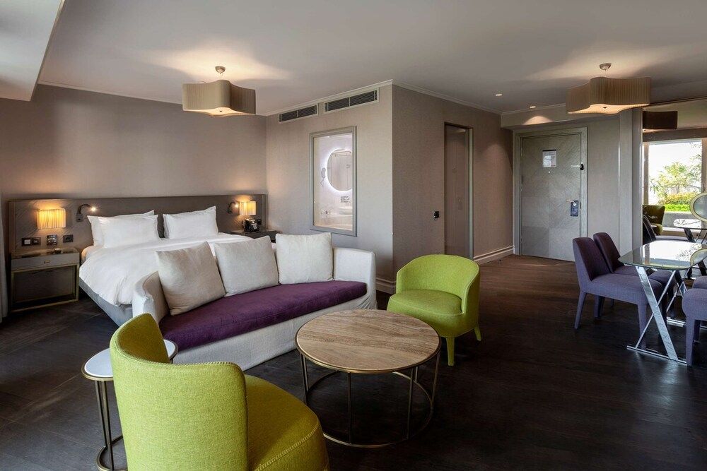 Radisson Blu Istanbul Ottomare - 41