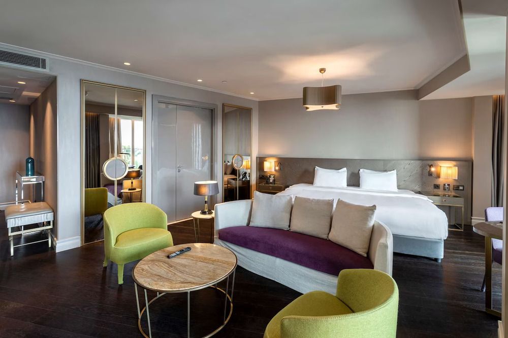 Radisson Blu Istanbul Ottomare - 39