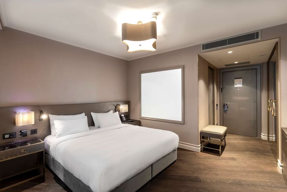 Radisson Blu Istanbul Ottomare - 24