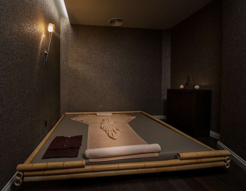 Radisson Blu Istanbul Ottomare - 12