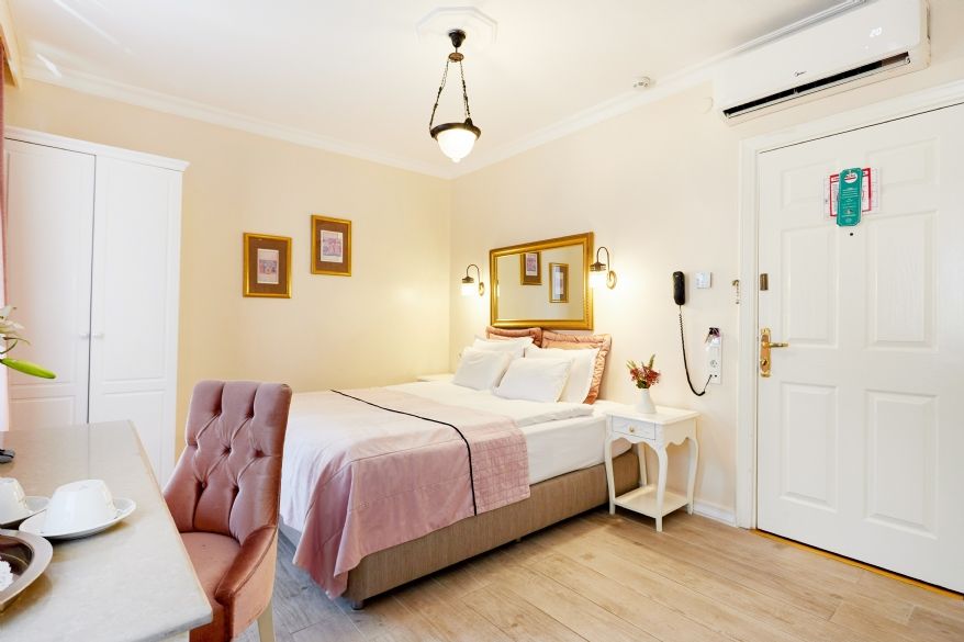 Celal Sultan Hotel - 1