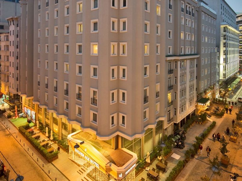 Golden Age Hotel - 2