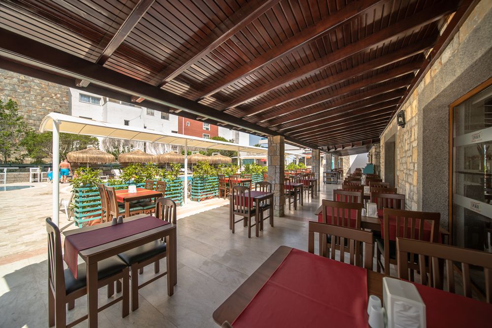 Tiana Beach Resort - 44