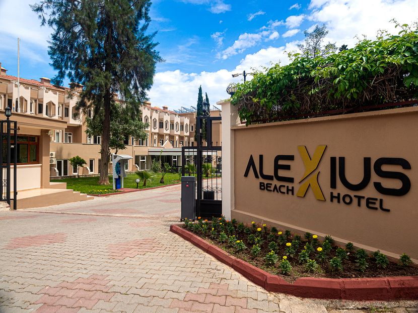 Alexius Beach Hotel - 1