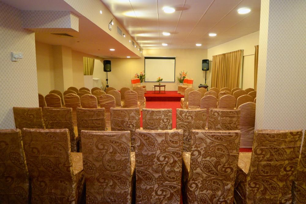 NEJOUM AL EMARAT SHARJAH - 6