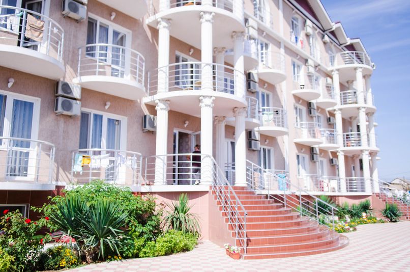 ДОМИНИКА, гостевой дом - 1