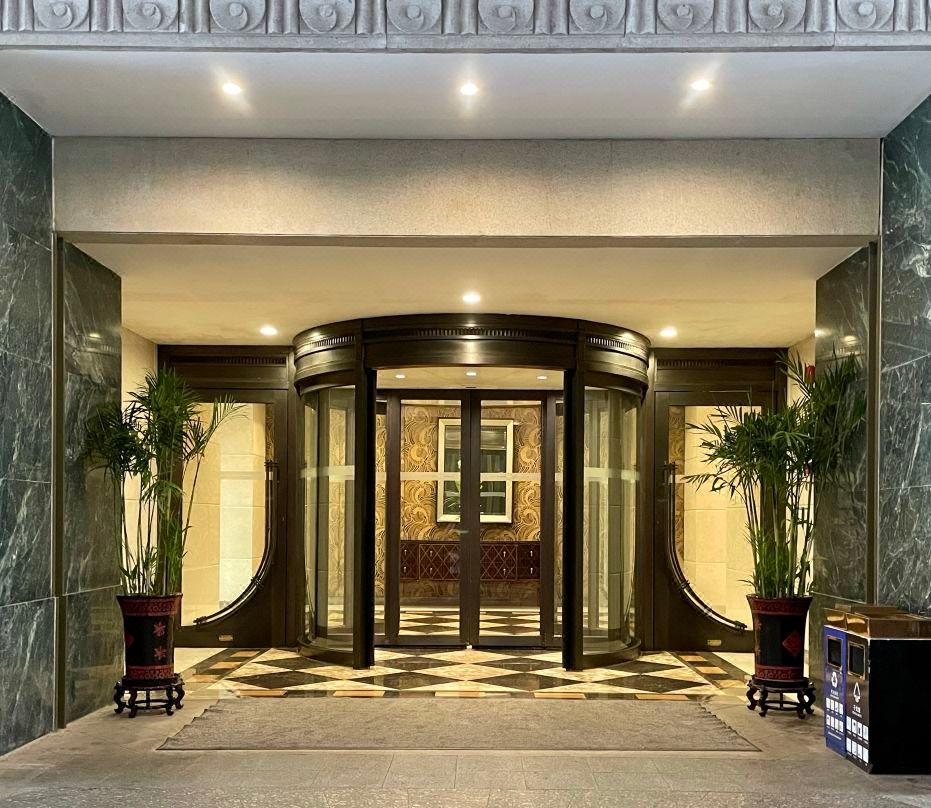 BROADWAY MANSIONS HOTEL - ON THE BUND - 4