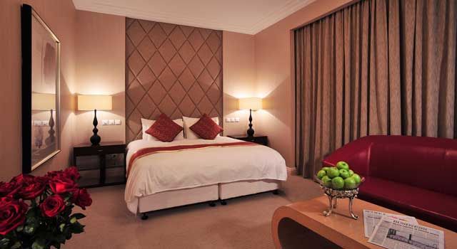 BROADWAY MANSIONS HOTEL - ON THE BUND - 41