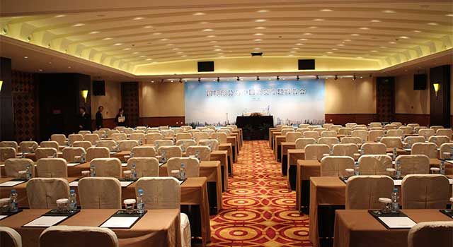 BROADWAY MANSIONS HOTEL - ON THE BUND - 34