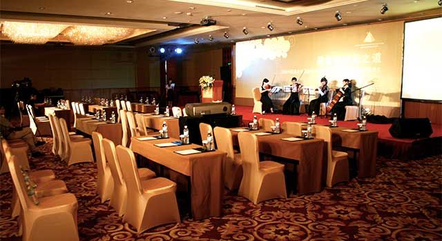 BROADWAY MANSIONS HOTEL - ON THE BUND - 18