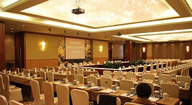 BROADWAY MANSIONS HOTEL - ON THE BUND - 12