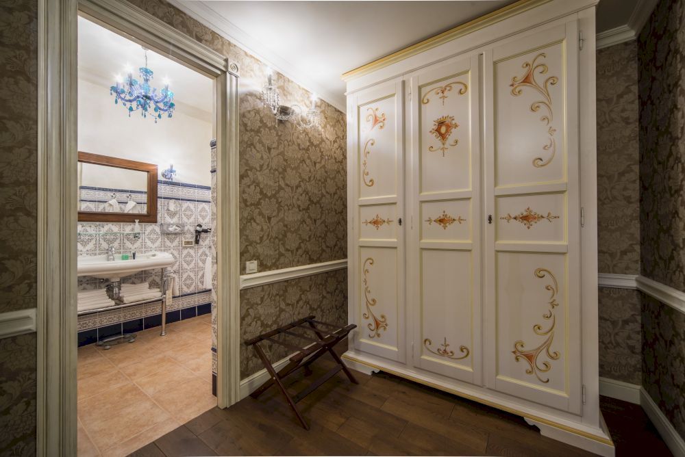 ВИЛЛА ЕЛЕНА, отель (Ялта) - 50