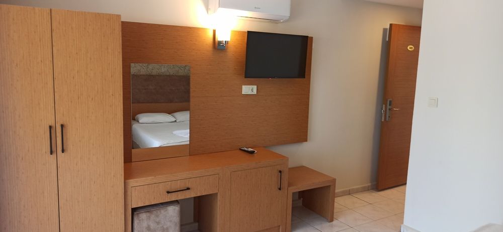 Britannia Hotel & Villas - 19