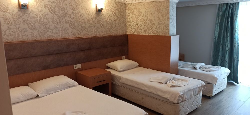 Britannia Hotel & Villas - 18