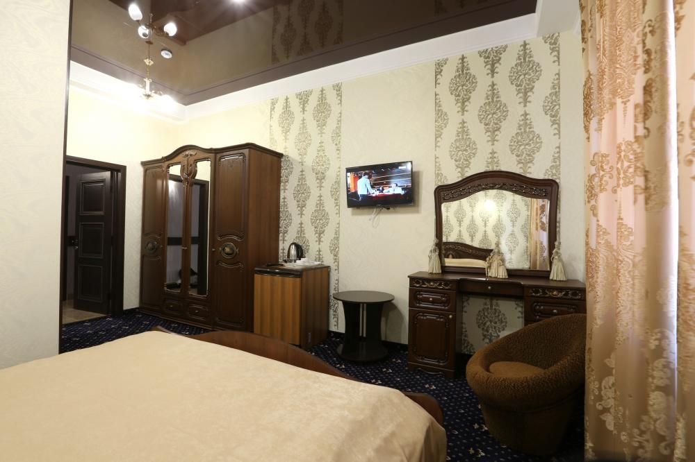 РОЯЛ, гостевой дом (Симферополь) - 38