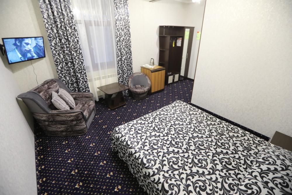 РОЯЛ, гостевой дом (Симферополь) - 29