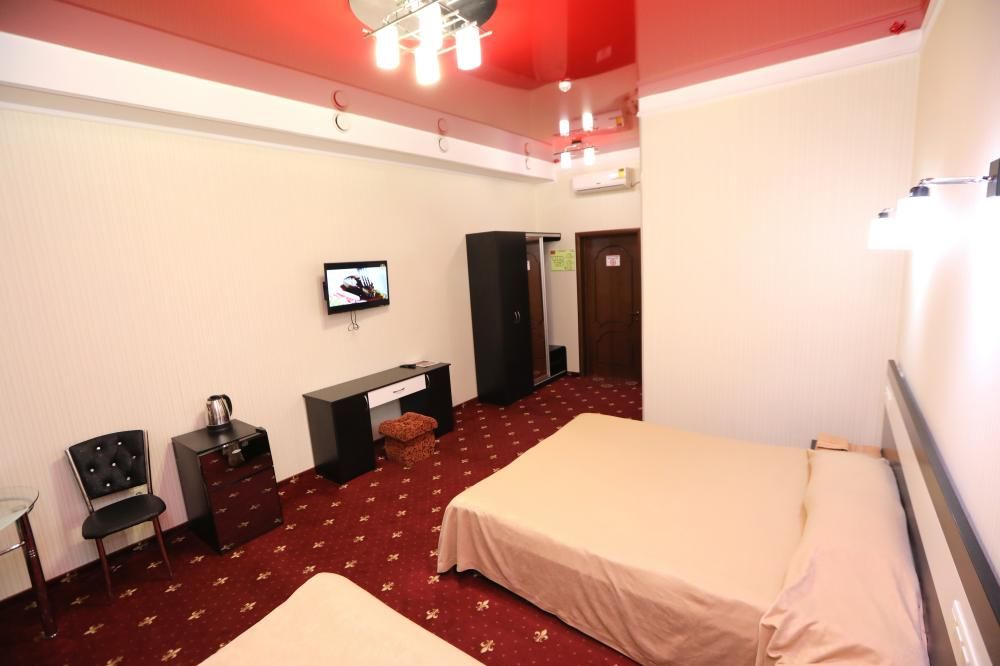 РОЯЛ, гостевой дом (Симферополь) - 10