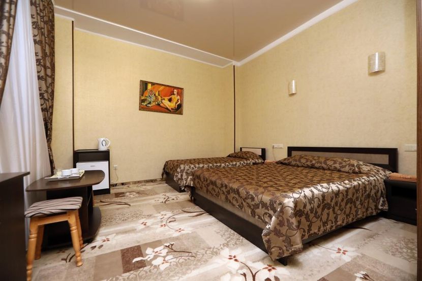 РОЯЛ, гостевой дом (Симферополь) - 2