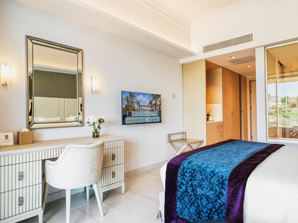 AMANTI, MADE FOR TWO HOTELS (only adults 18+) - 159