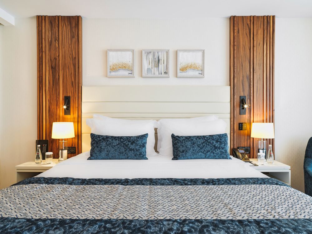 AMANTI, MADE FOR TWO HOTELS (only adults 18+) - 129