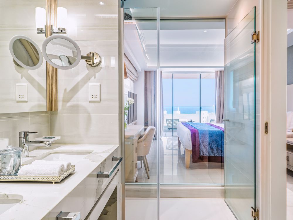 AMANTI, MADE FOR TWO HOTELS (only adults 18+) - 95