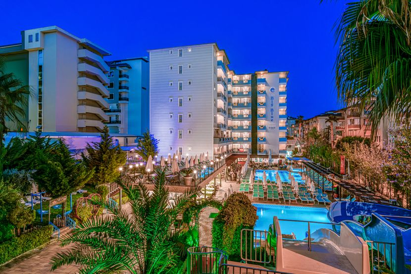 Club Big Blue Suite Hotel - 3