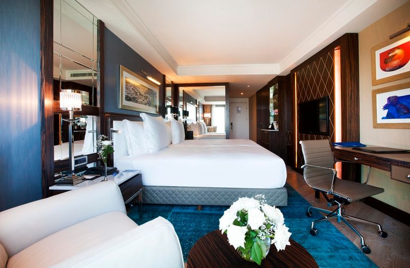 Radisson Blu Hotel Istanbul Pera - 1