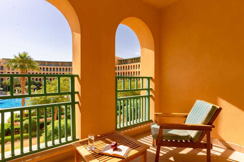 STRAND BEACH RESORT - 17