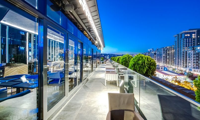 Double Tree by Hilton Hotel - Piyalepasa - 3