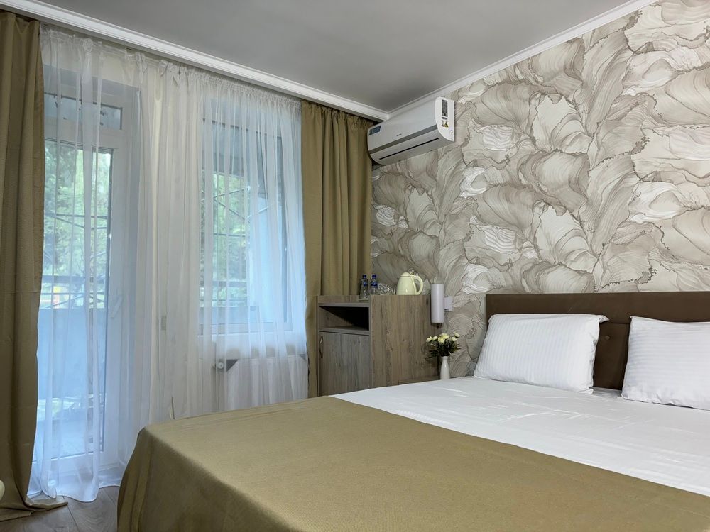 ЧЕРНОМОРЕЦ, парк-отель стандарт - 30