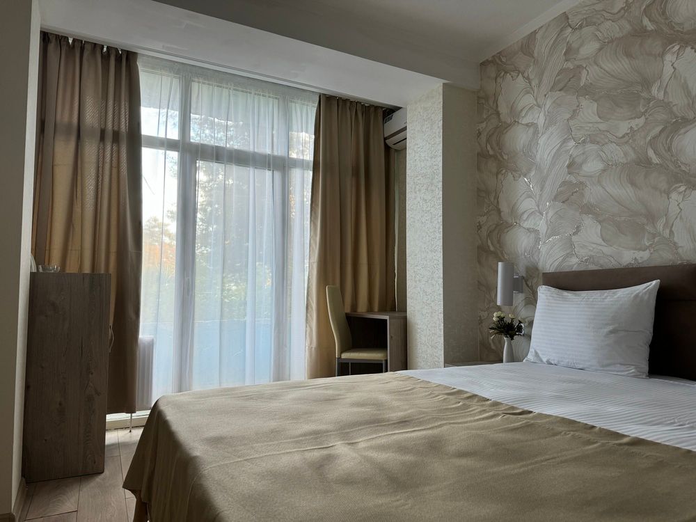 ЧЕРНОМОРЕЦ, парк-отель стандарт - 18