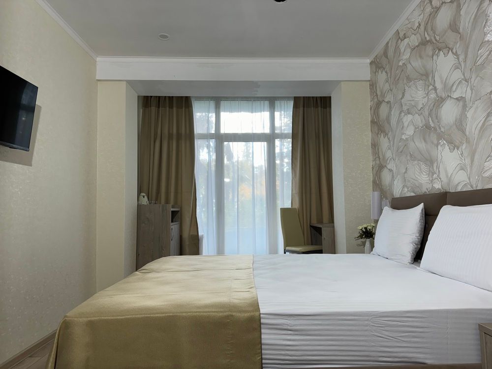 ЧЕРНОМОРЕЦ, парк-отель стандарт - 15