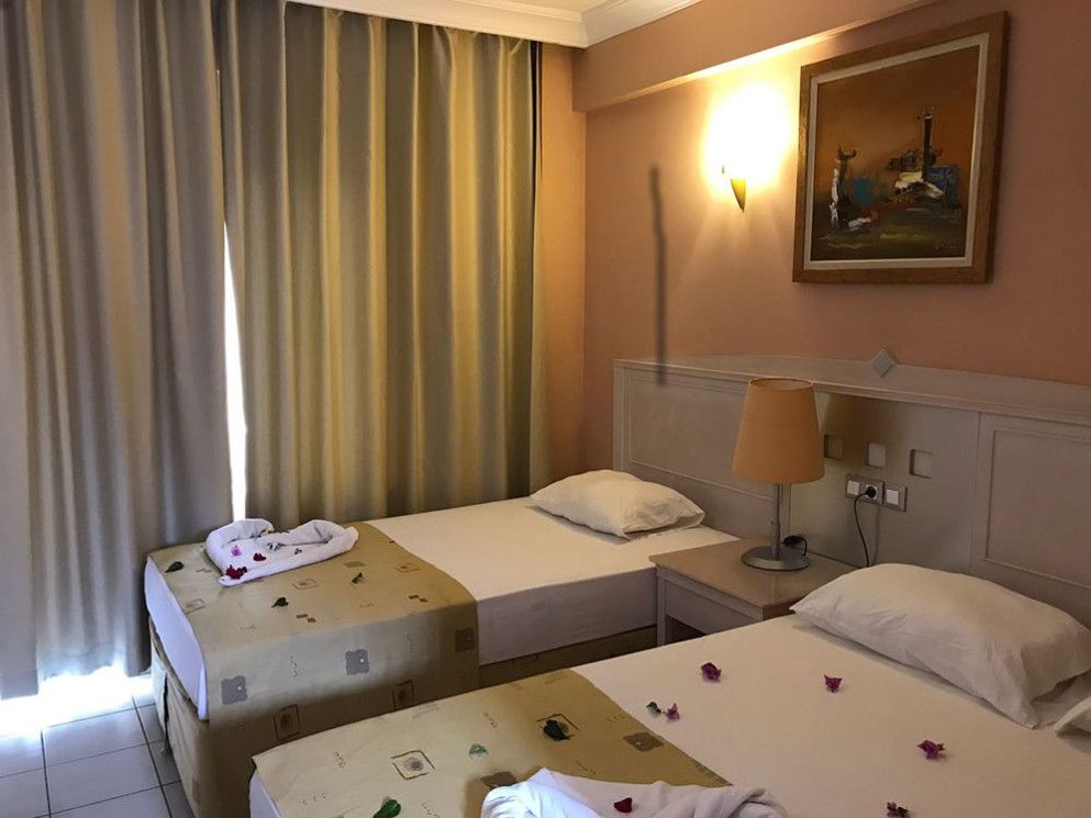 Ares Dream Hotel - 8