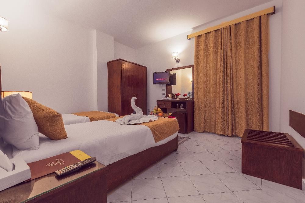 MINAMARK RESORT - 100