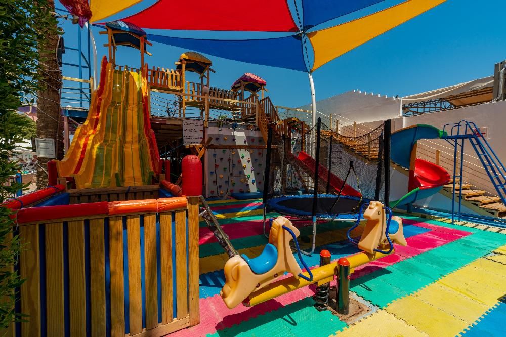 MINAMARK RESORT - 82