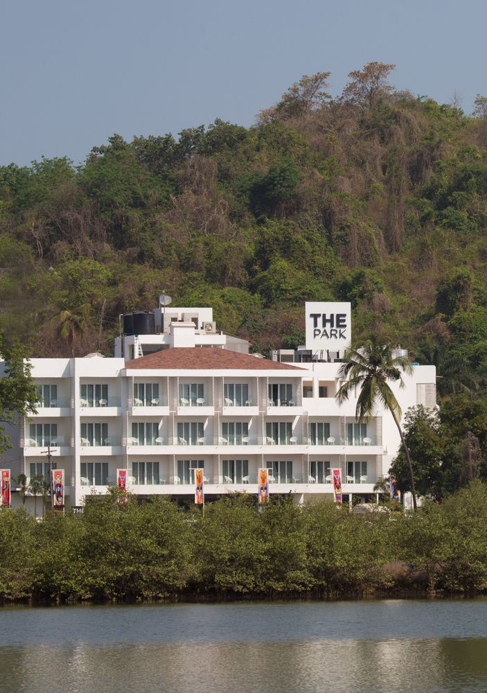 THE PARK RIVER BAGA BOUTIQUE - 2