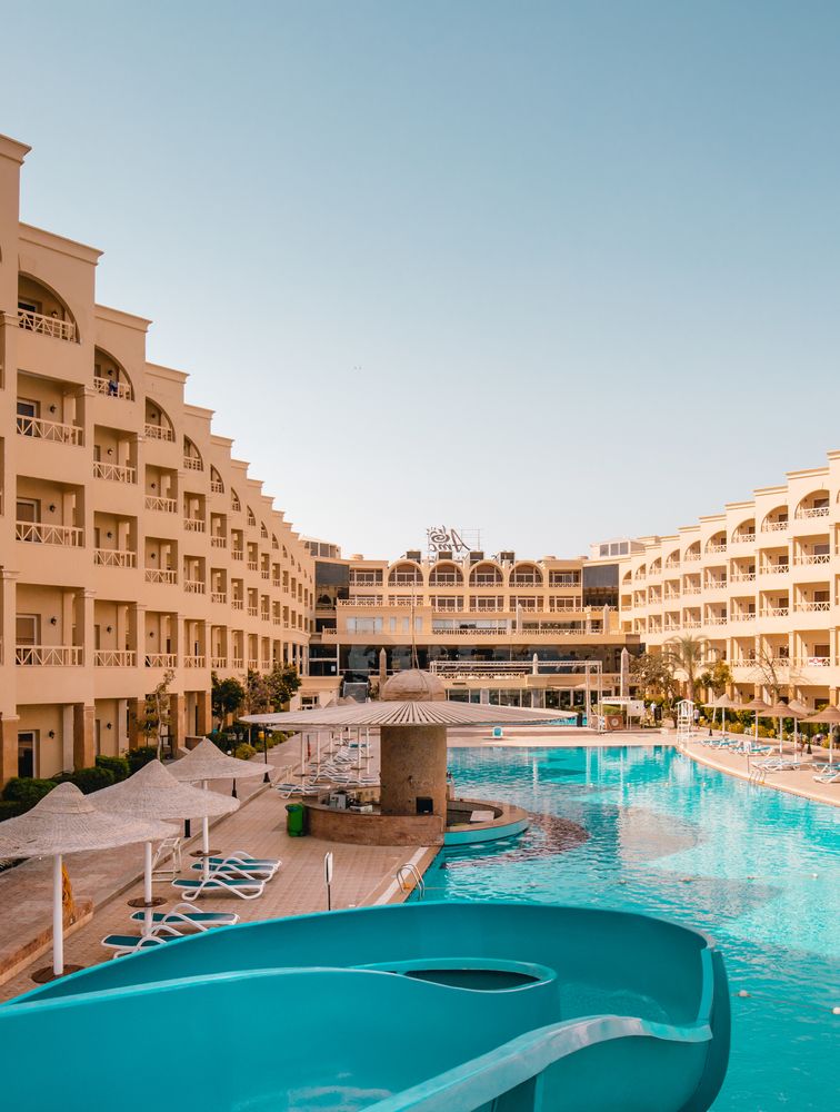 AMC ROYAL HOTEL & SPA - 2