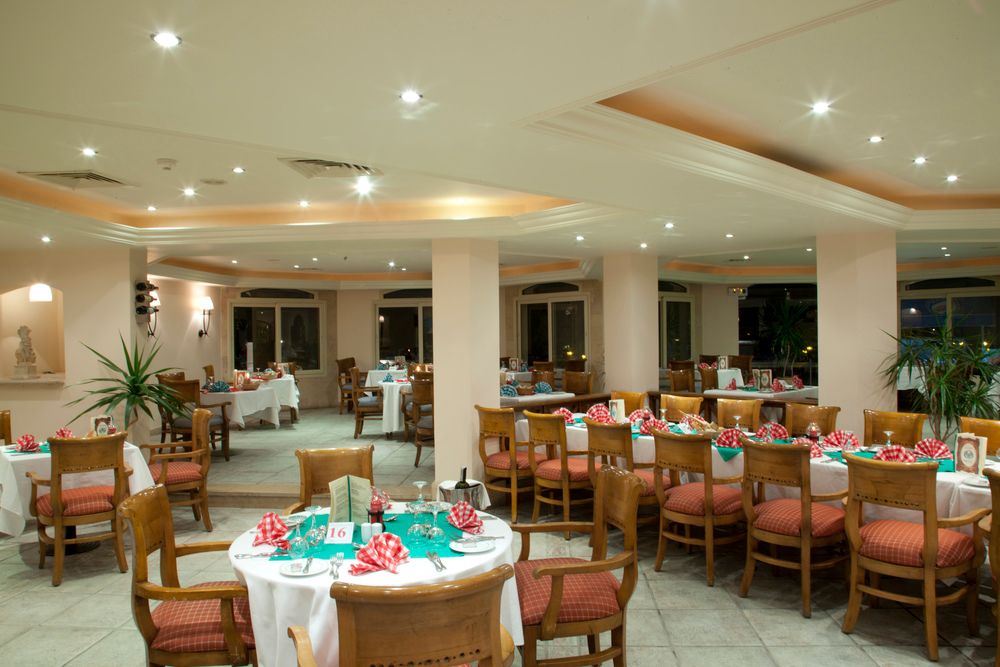 CORAL BEACH RESORT - 26