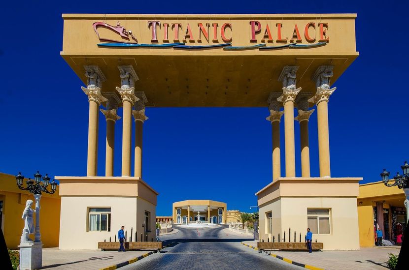 TITANIC PALACE - 3