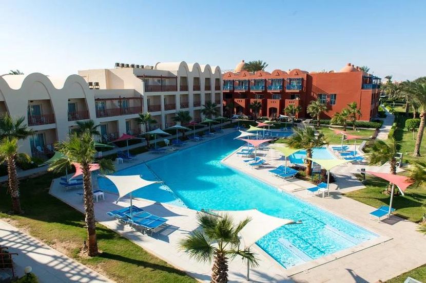 TITANIC BEACH SPA AND AQUA PARK - 1