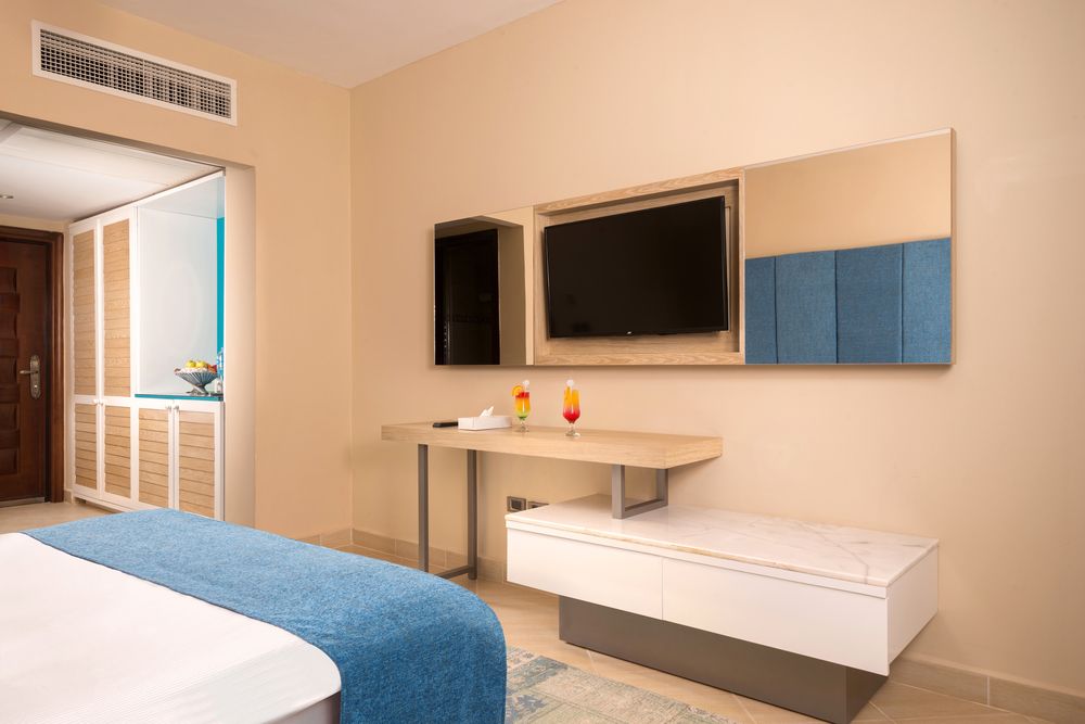 GRAVITY HOTEL & AQUA PARK - 88