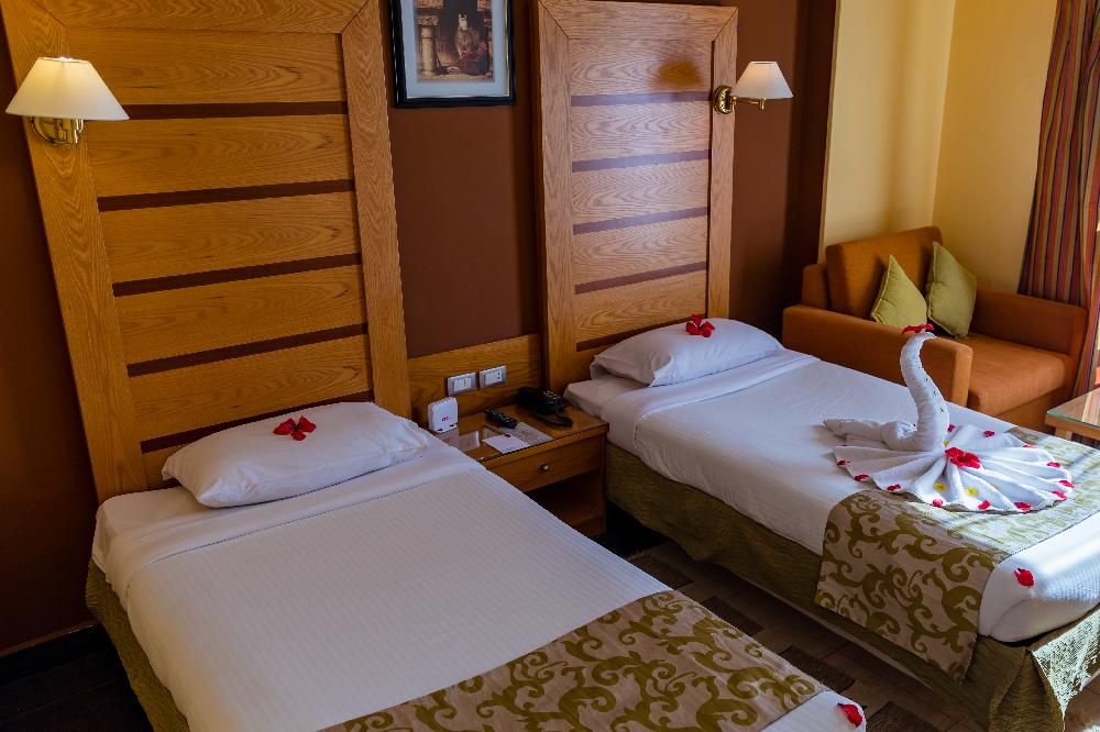 GOLDEN BEACH RESORT AND AQUA PARK - 98