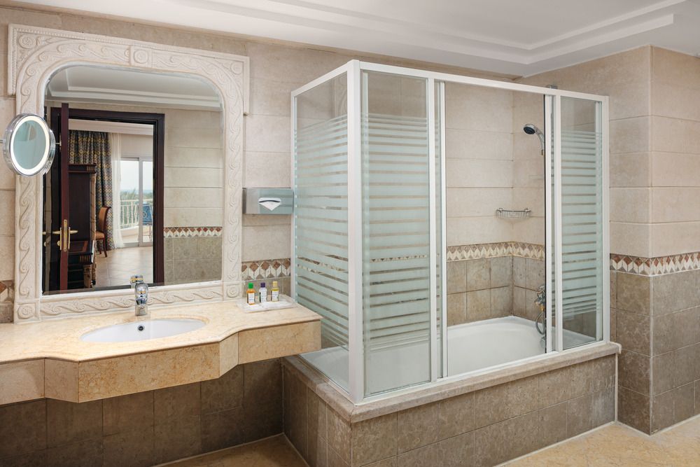 PALM ROYALE RESORT - 78