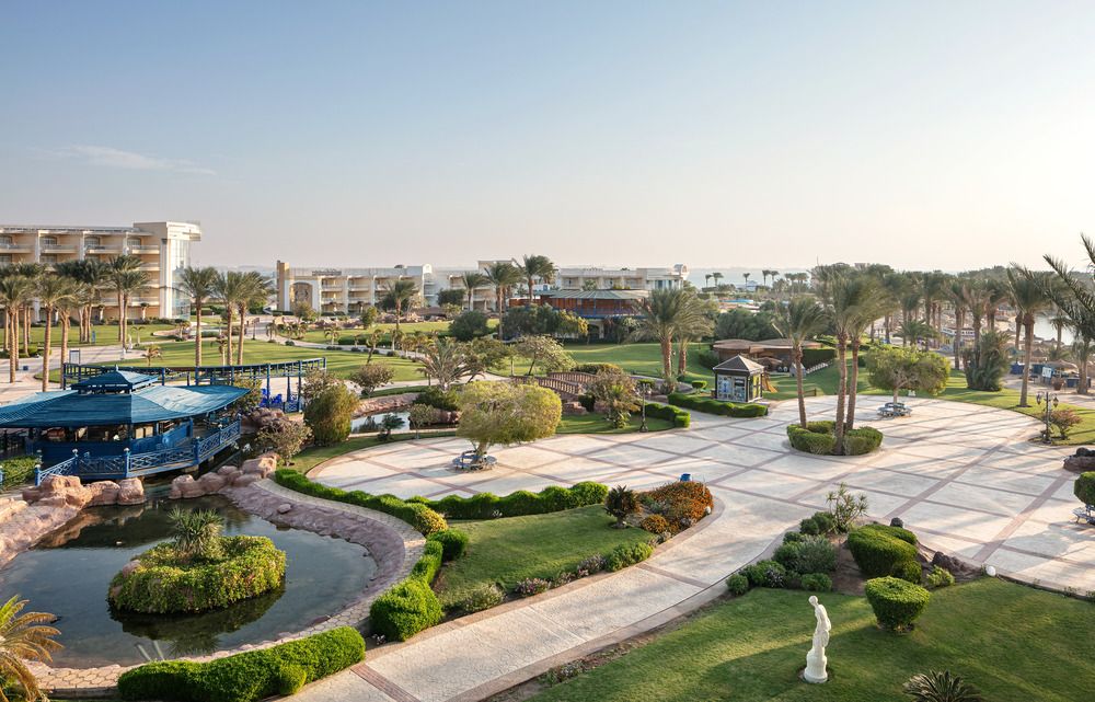 PALM ROYALE RESORT - 2