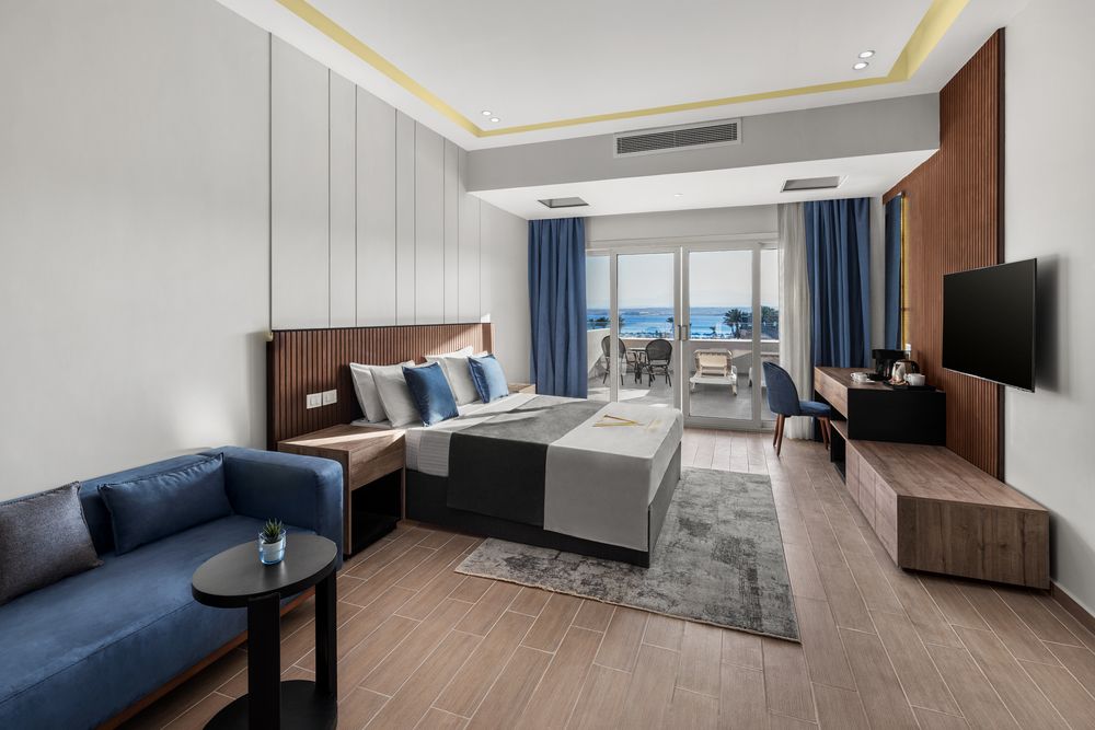 THE V LUXURY RESORT - 32