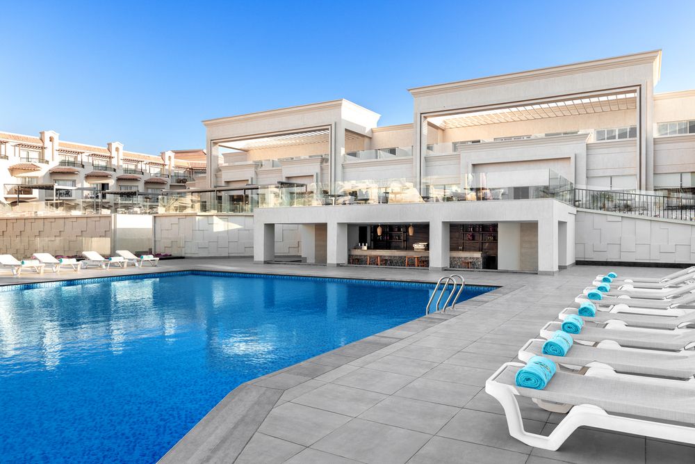 THE V LUXURY RESORT - 9