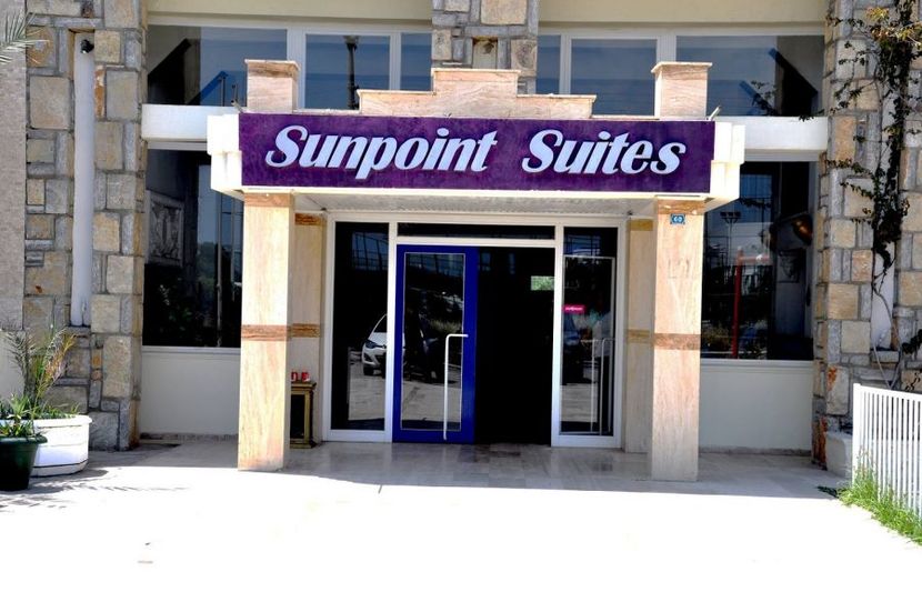 Sunpoint Family Resort - 1