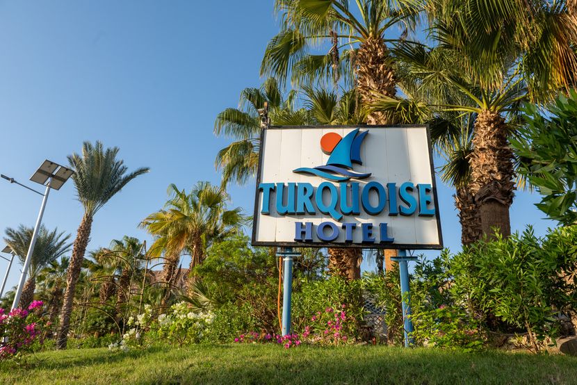 TURQUOISE BEACH HOTEL - 1