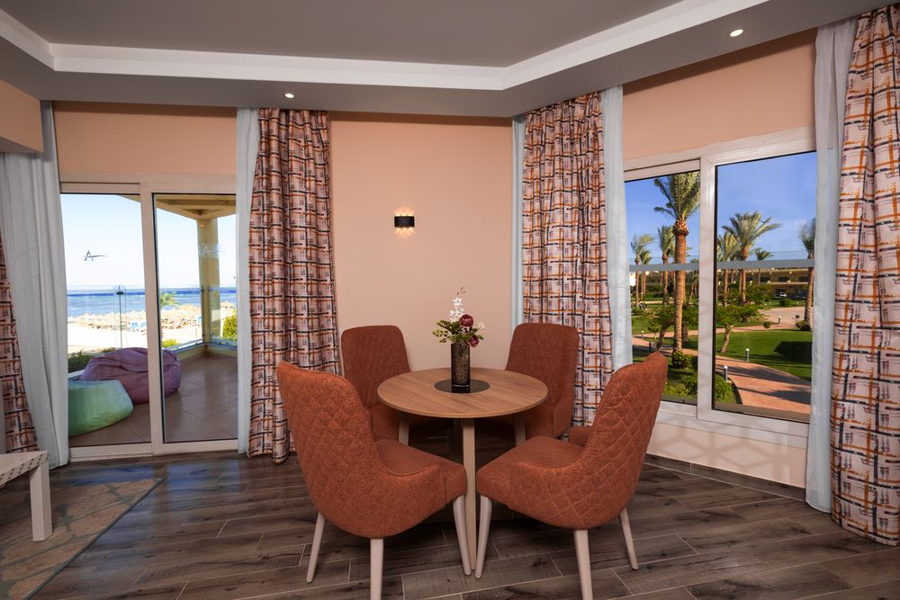 AMWAJ OYOUN RESORT & SPA - 84